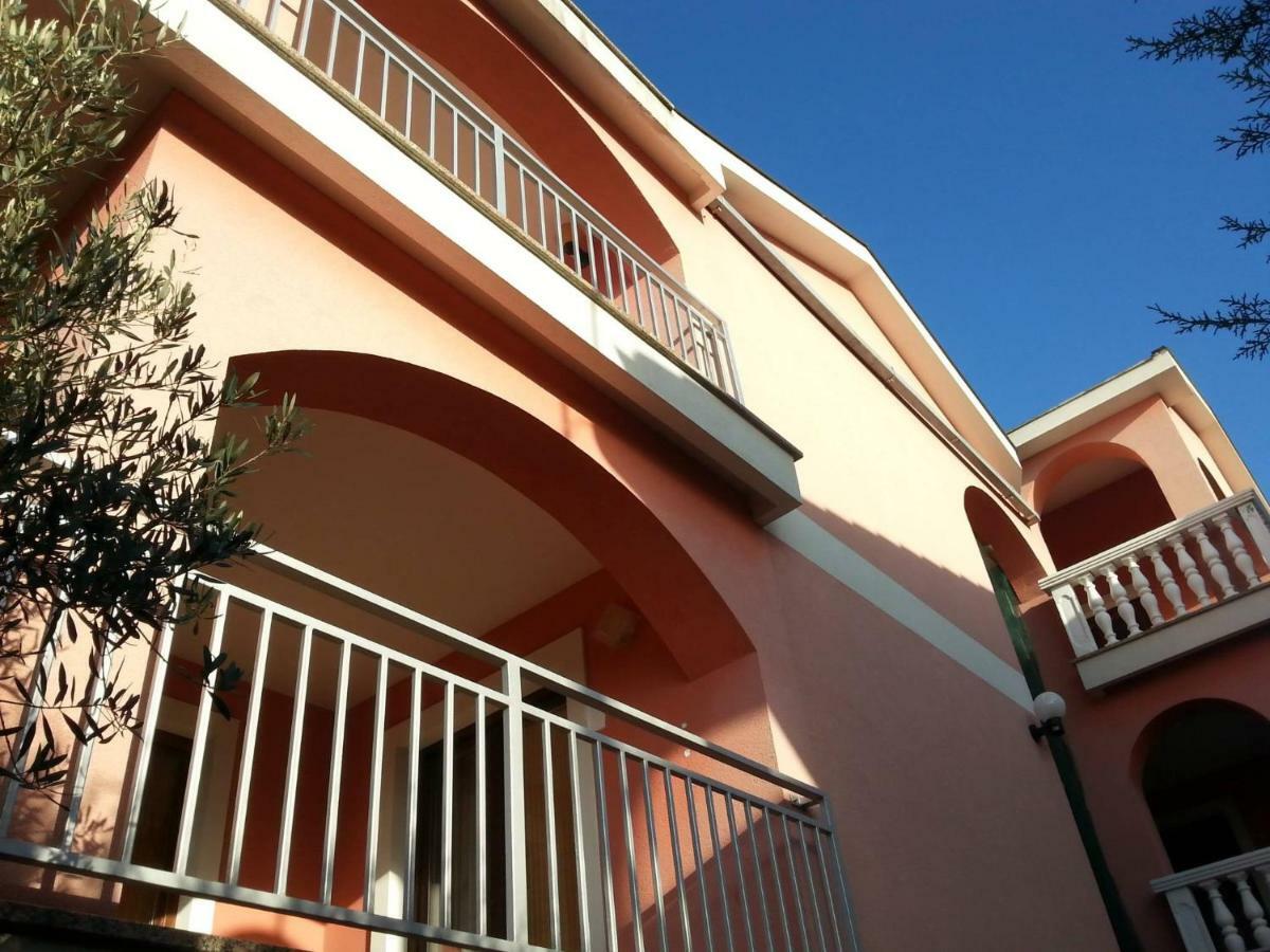 Apartmani Vesna Pinezići Εξωτερικό φωτογραφία